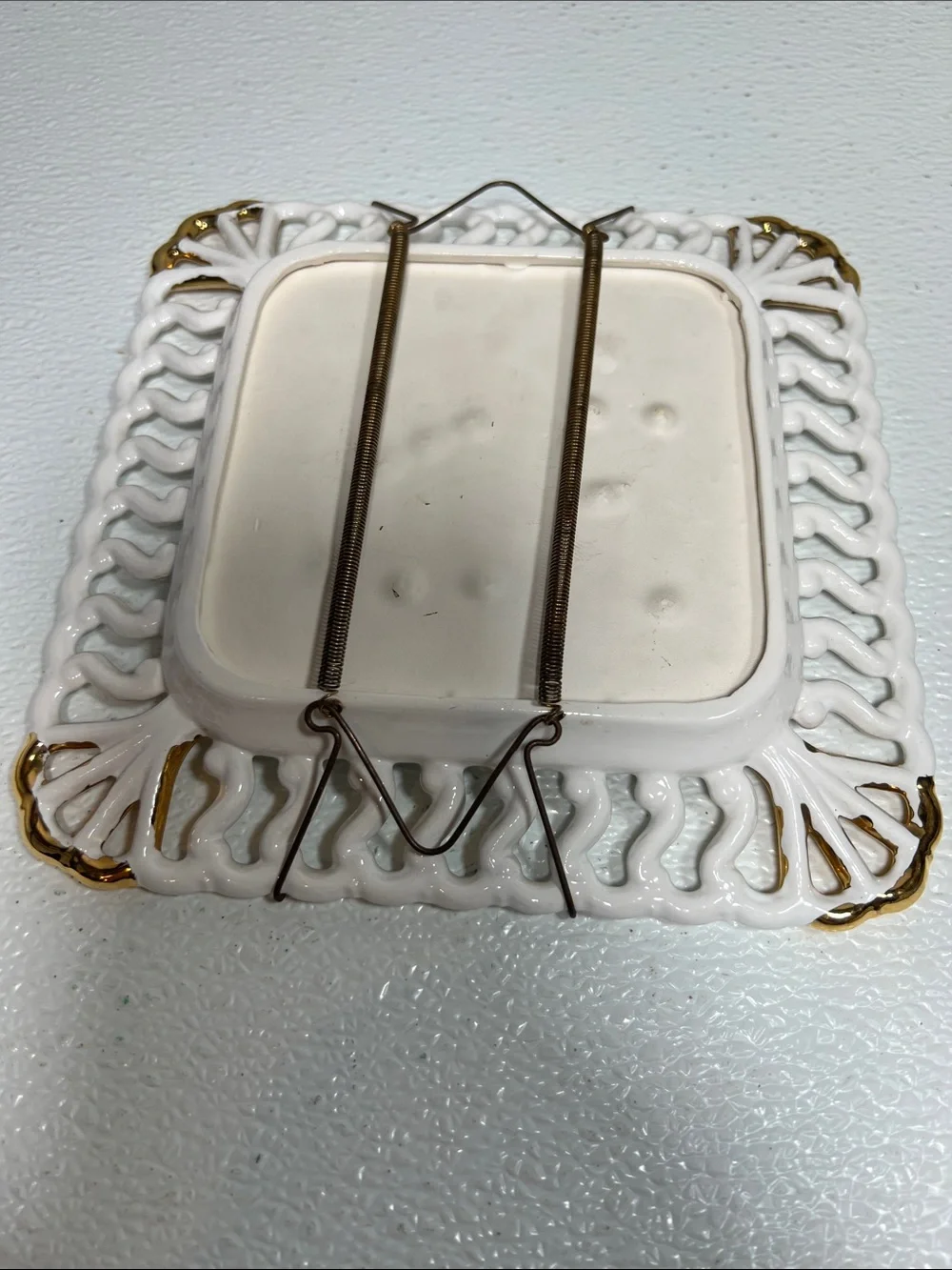 Vintage Milk Glass Reticulated Plate/Wall Hanging w/22k Gold Trim